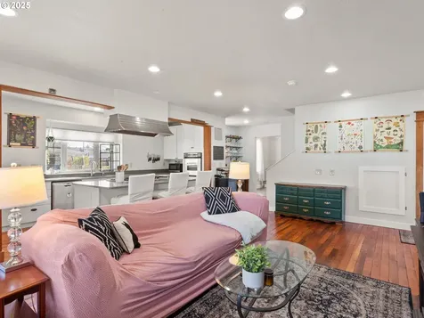 473 NE Jackson Street Hillsboro OR 97124