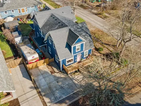 473 NE Jackson Street Hillsboro OR 97124
