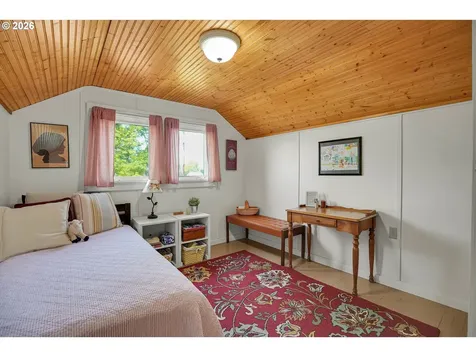 2146 N Holly Street Canby OR 97013