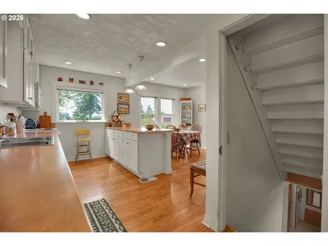 2146 N Holly Street Canby OR 97013