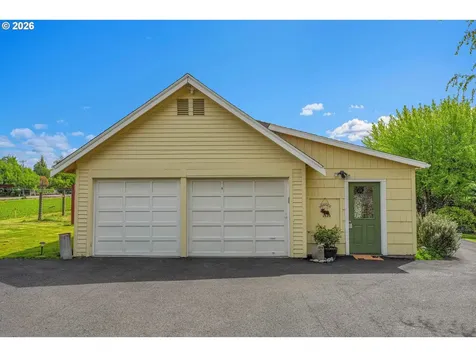 2146 N Holly Street Canby OR 97013