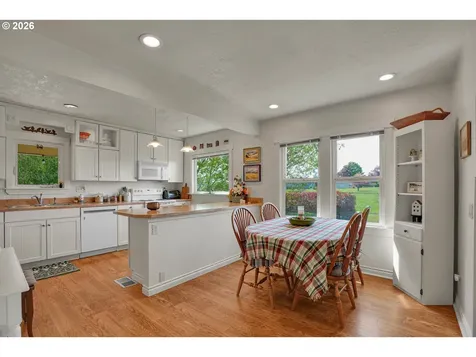 2146 N Holly Street Canby OR 97013