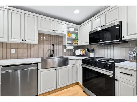 3715 NE 80th Street Vancouver WA 98665