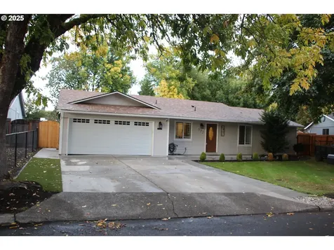 332 S Tarrybrooke Drive Cornelius OR 97113