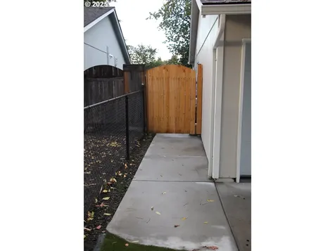 332 S Tarrybrooke Drive Cornelius OR 97113