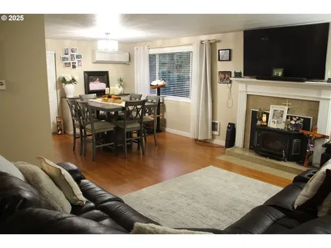 332 S Tarrybrooke Drive Cornelius OR 97113