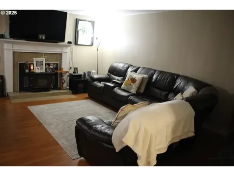 332 S Tarrybrooke Drive Cornelius OR 97113