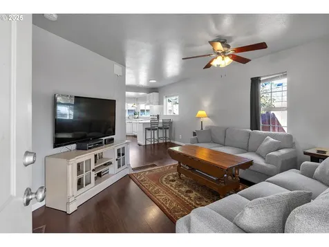 3312 U Street Vancouver WA 98663