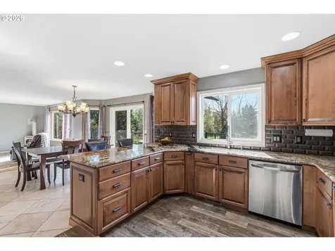 34602 NE 49th Place La Center WA 98629