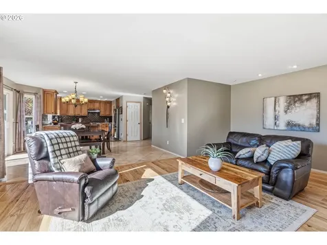 34602 NE 49th Place La Center WA 98629