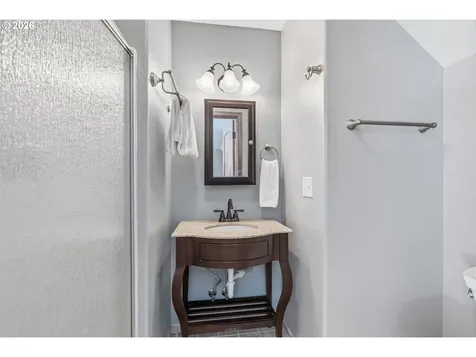 34602 NE 49th Place La Center WA 98629