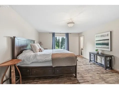 34602 NE 49th Place La Center WA 98629