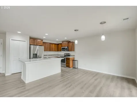 15812 SE Starling Court Clackamas OR 97015