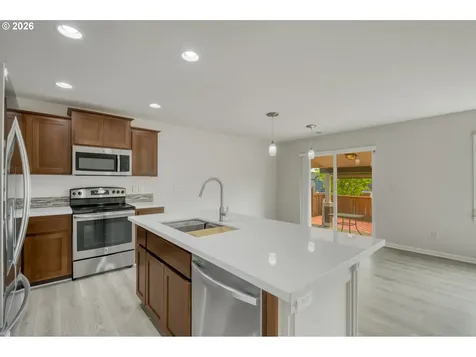 15812 SE Starling Court Clackamas OR 97015