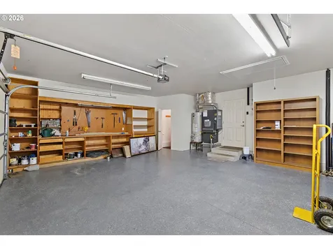 1981 C J Way S Salem OR 97306