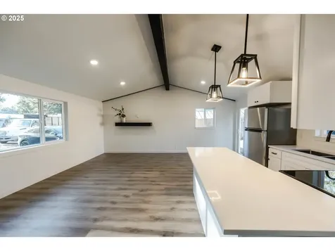 14417 SE Harrison Street Portland OR 97233