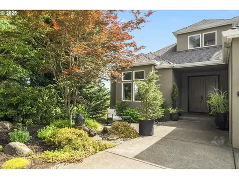 7568 S Laview Drive Portland OR 97219