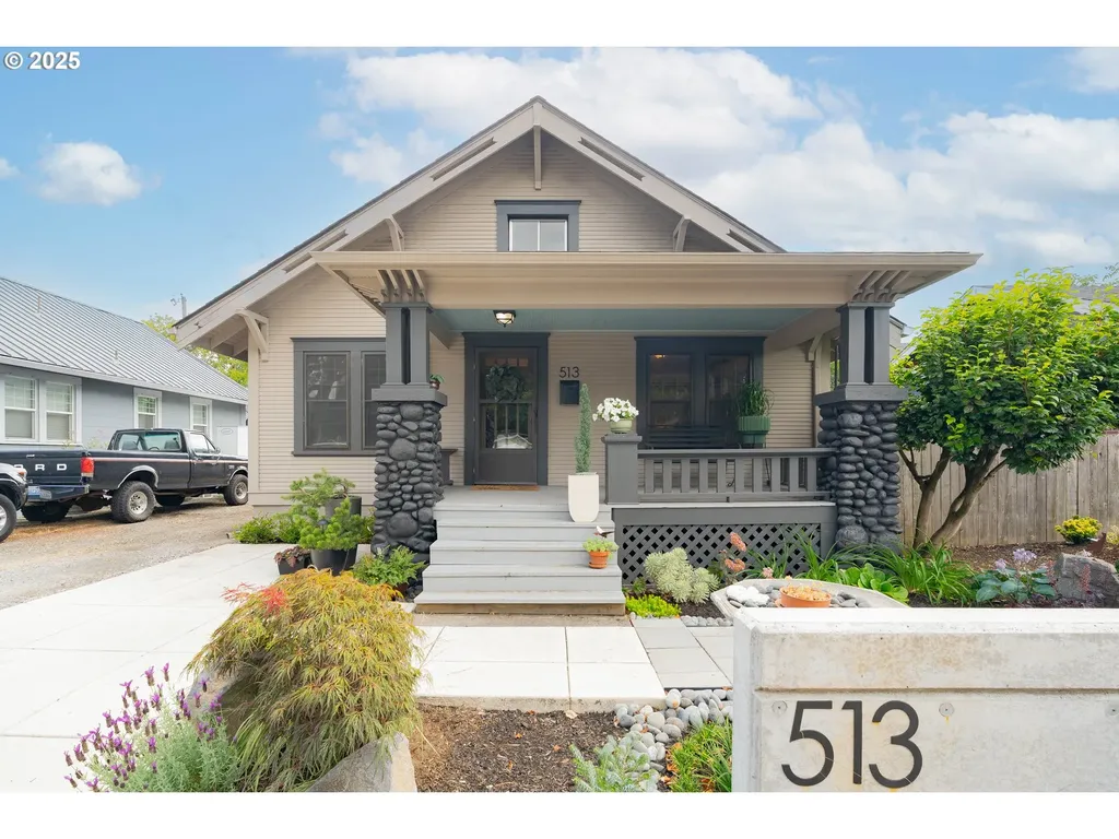 513 W Fourth Plain Boulevard Vancouver WA 98660