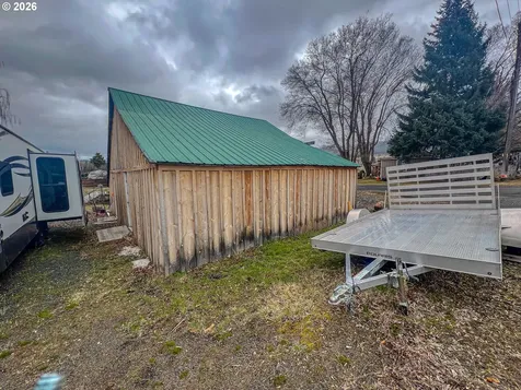 345 W 2nd Street Long Creek OR 97856