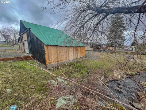 345 W 2nd Street Long Creek OR 97856