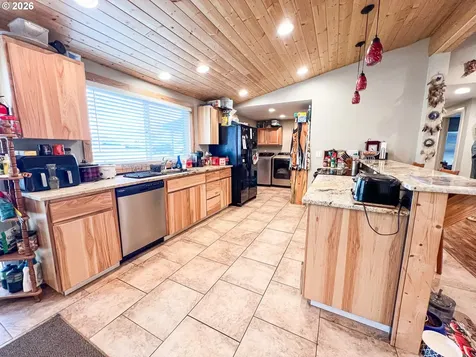 345 W 2nd Street Long Creek OR 97856