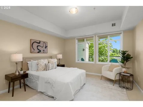 4873 NW Promenade Terrace Portland OR 97229