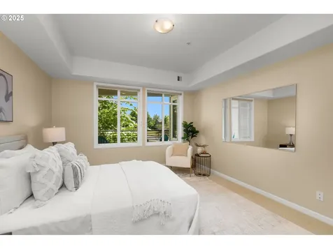 4873 NW Promenade Terrace Portland OR 97229