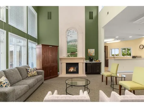 4873 NW Promenade Terrace Portland OR 97229