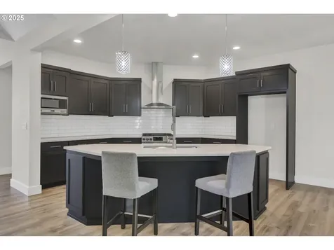3835 Monroe Street Eugene OR 97405