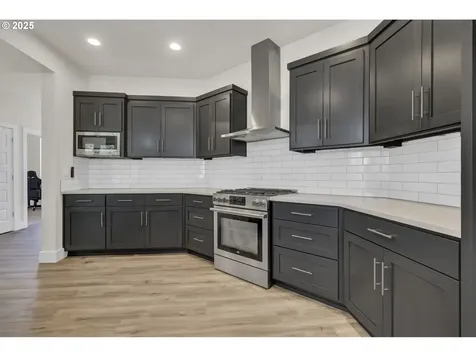 3835 Monroe Street Eugene OR 97405