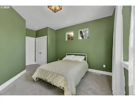 3835 Monroe Street Eugene OR 97405
