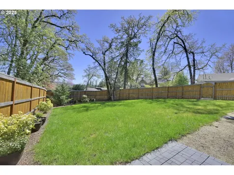 3835 Monroe Street Eugene OR 97405