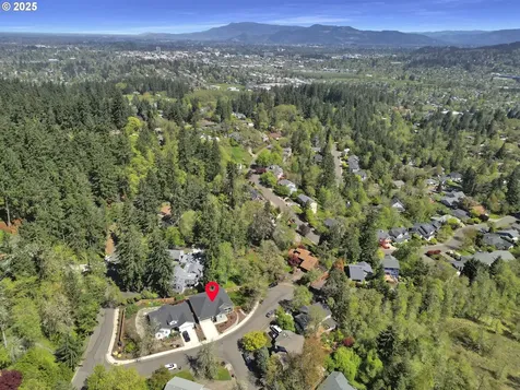 3835 Monroe Street Eugene OR 97405