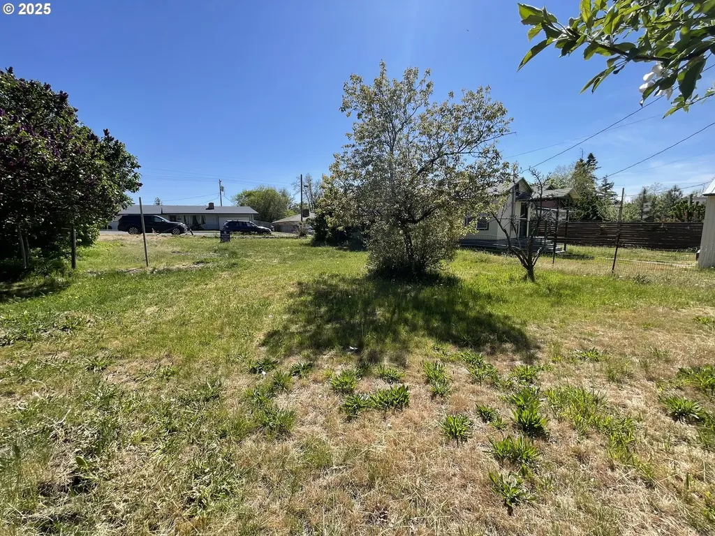 E Court Street Goldendale WA 98620