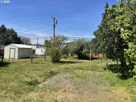 E Court Street Goldendale WA 98620