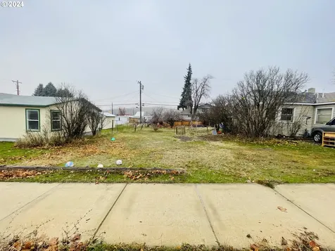 E Court Street Goldendale WA 98620