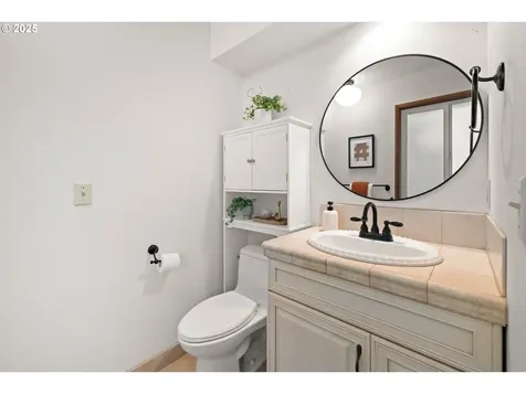 6312 SW 27th Avenue Portland OR 97239