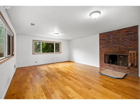 6312 SW 27th Avenue Portland OR 97239