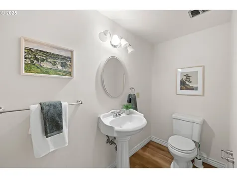 6312 SW 27th Avenue Portland OR 97239