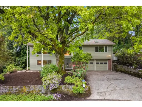 6312 SW 27th Avenue Portland OR 97239