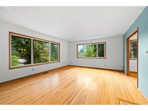 6312 SW 27th Avenue Portland OR 97239
