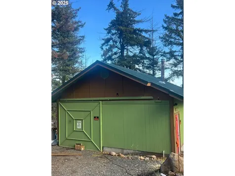 77386 Highway 216 Maupin OR 97037