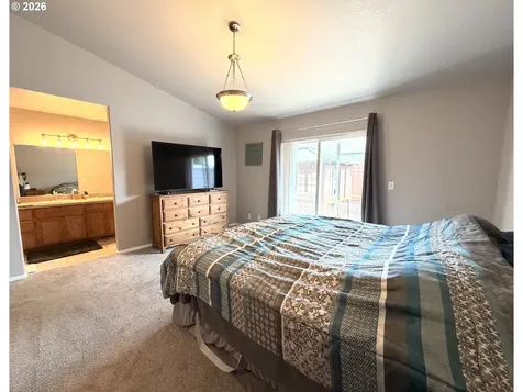 2273 Eagle Loop Sutherlin OR 97479