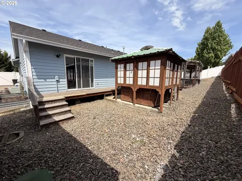 2273 Eagle Loop Sutherlin OR 97479