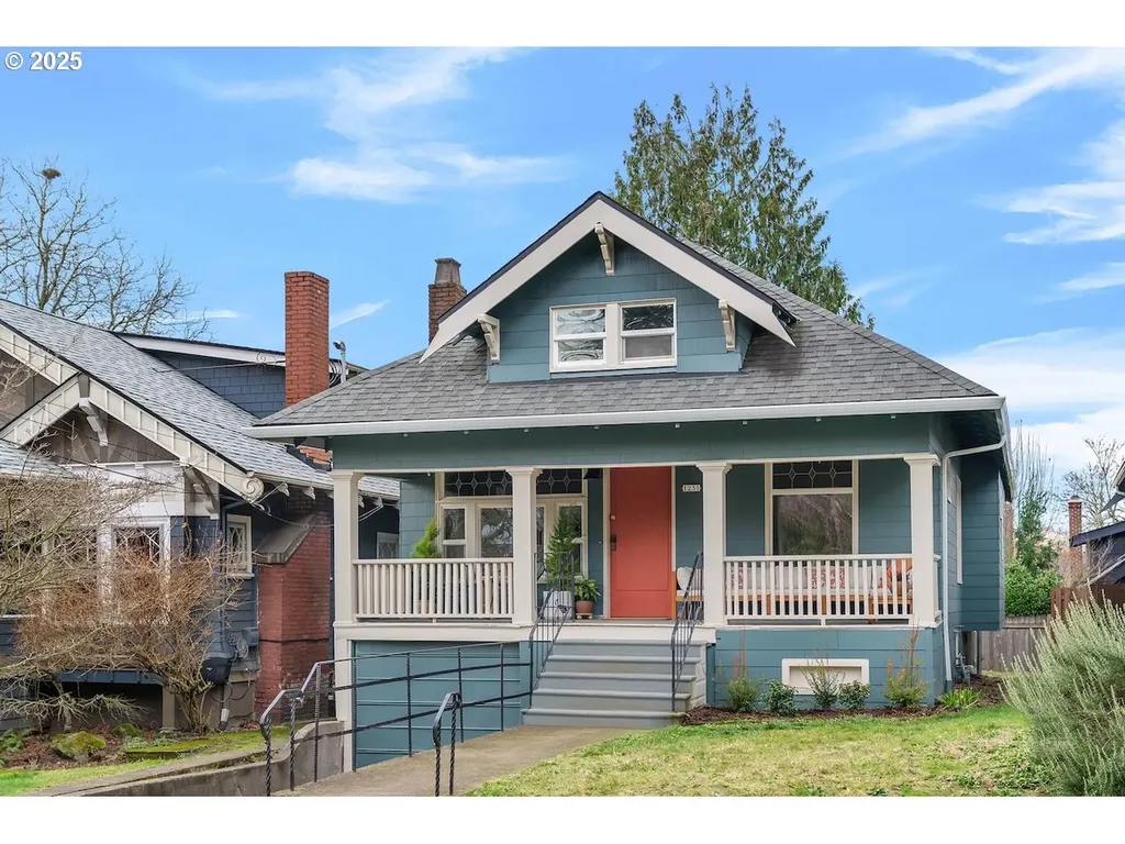 1231 SE 52nd Avenue Portland OR 97215