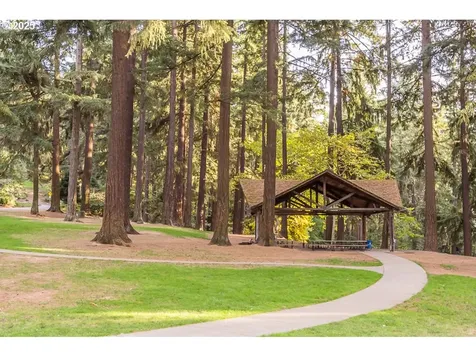 1231 SE 52nd Avenue Portland OR 97215