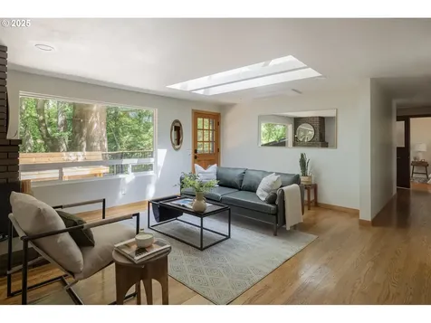 12004 SE Henderson Drive Portland OR 97266