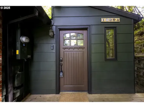 12004 SE Henderson Drive Portland OR 97266