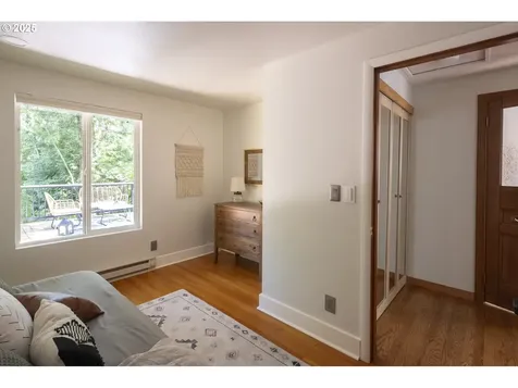 12004 SE Henderson Drive Portland OR 97266