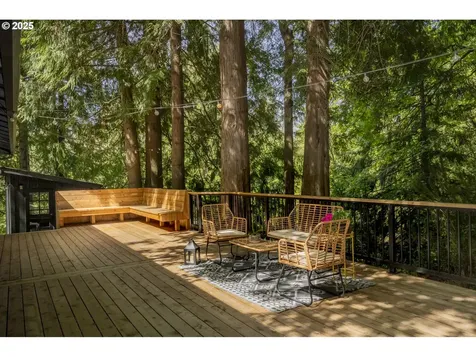 12004 SE Henderson Drive Portland OR 97266
